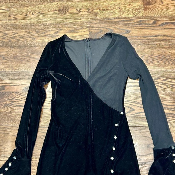 NBD Black Mariella Bodycon Velvet Dress - Picture 9 of 11